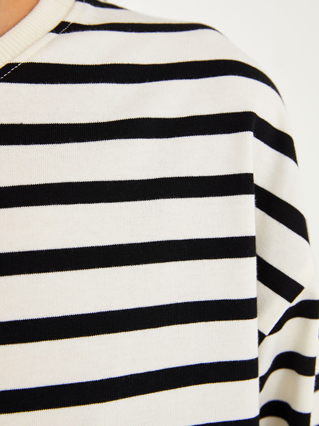 Crew Neck Striped Long Sleeve Cotton Women's Sweatshirt-3
