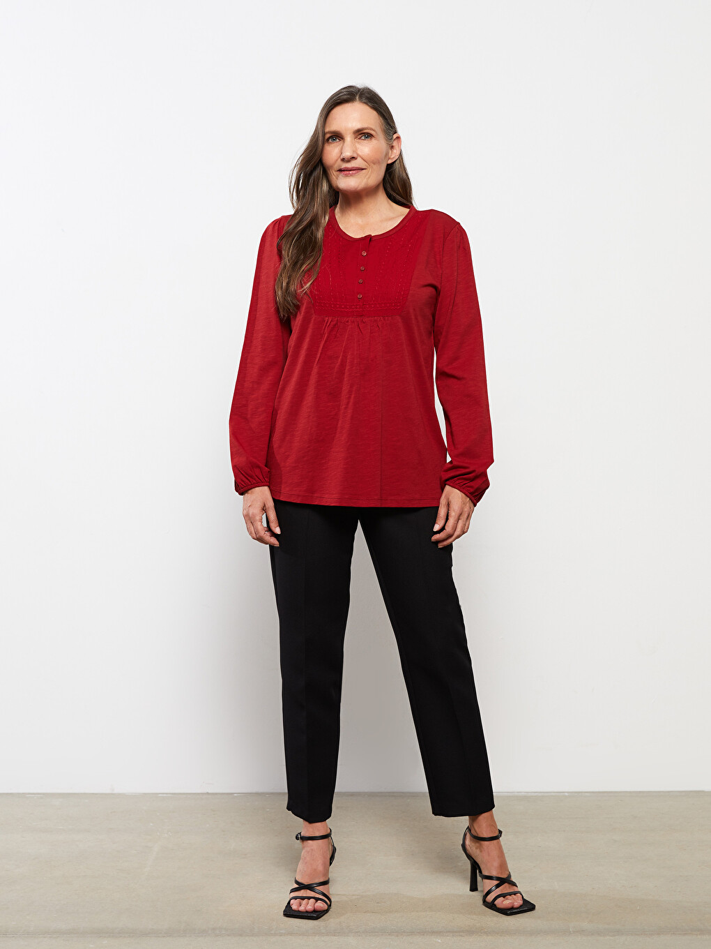 Crew Neck Embroidered Long Sleeve Cotton Women's Blouse-2
