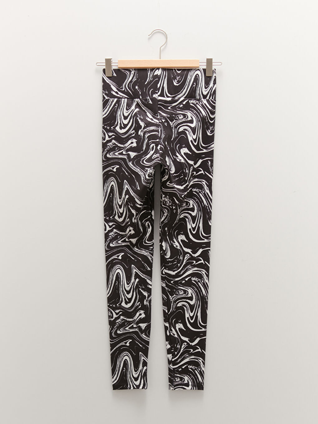 Siyah Beli Lastikli Desenli Kadın Spor Tayt-11