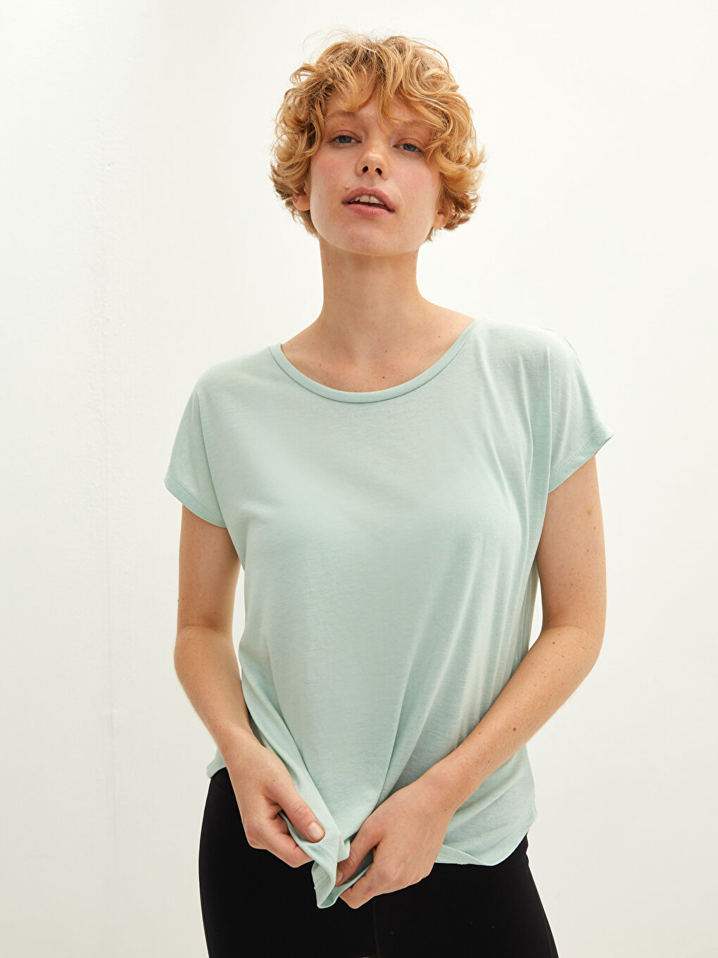 Yeşil Bisiklet Yaka Düz Kısa Kollu Kadın Spor Tişört-1