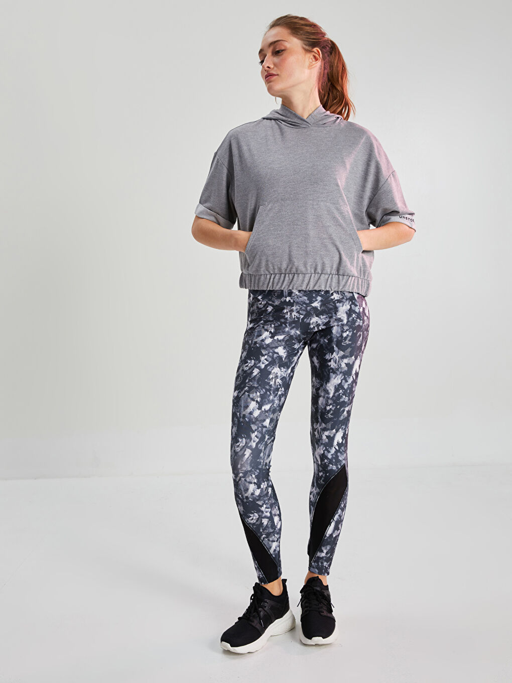 Hooded Collar Printed Short Sleeve Women's Sports T-Shirt-3