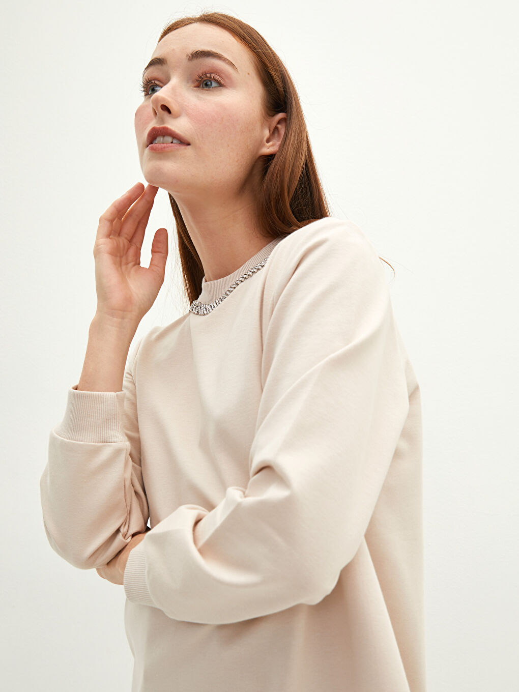 Bej Bisiklet Yaka Taşlı Uzun Kollu Kadın Sweatshirt Tunik-1