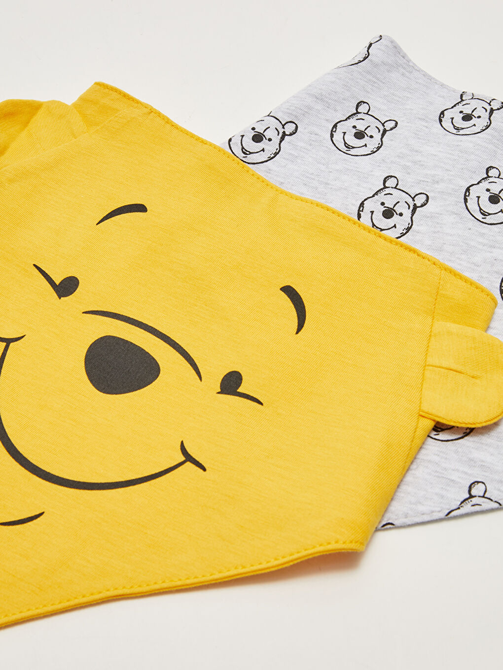 LCW baby Winnie the Pooh Printed Cotton Baby Boy Bib 2 Pack -W1H380Z1-G7U