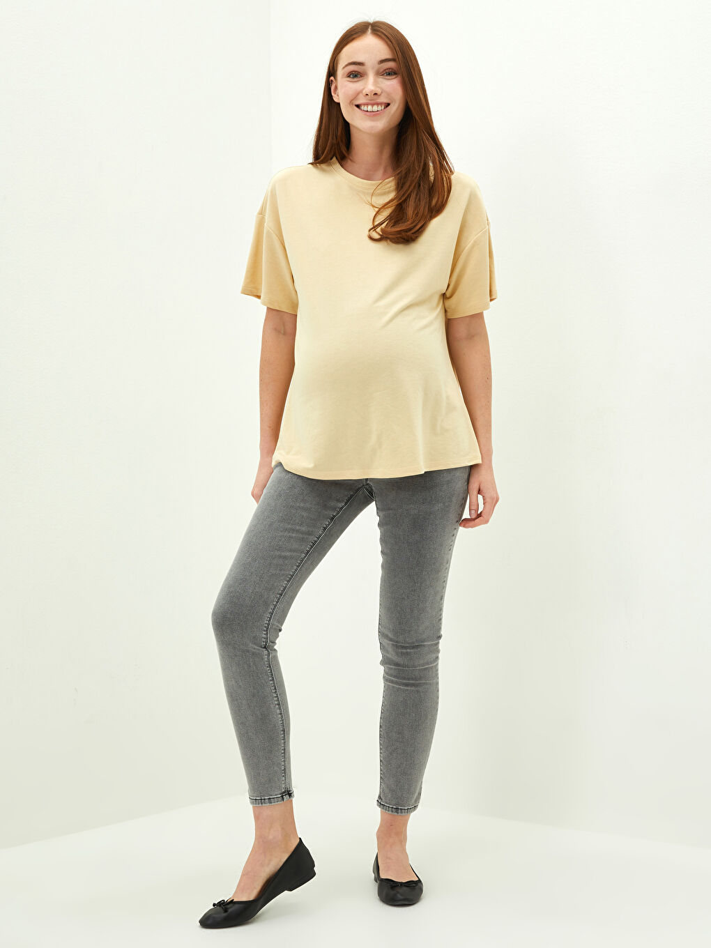 LCWAIKIKI Maternity Rundhalsausschnitt Schlicht Kurzarm Mutterschafts-T-Shirt -W1H384Z8-LXK