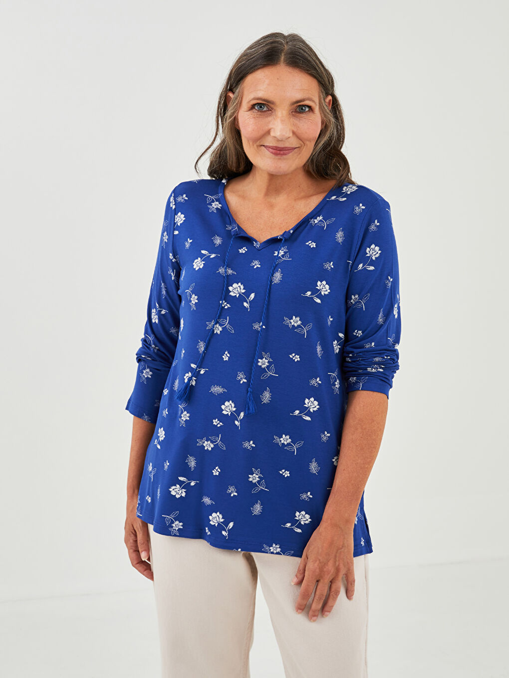 Crew Neck Long Sleeve Printed Women's T-Shirt-1