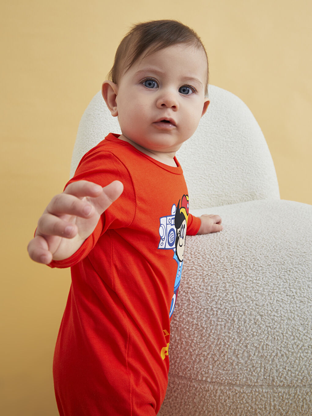 Turuncu Bisiklet Yaka Uzun Kollu Nostaljik Maymun Baskılı Pamuklu Erkek Bebek Tulum-1