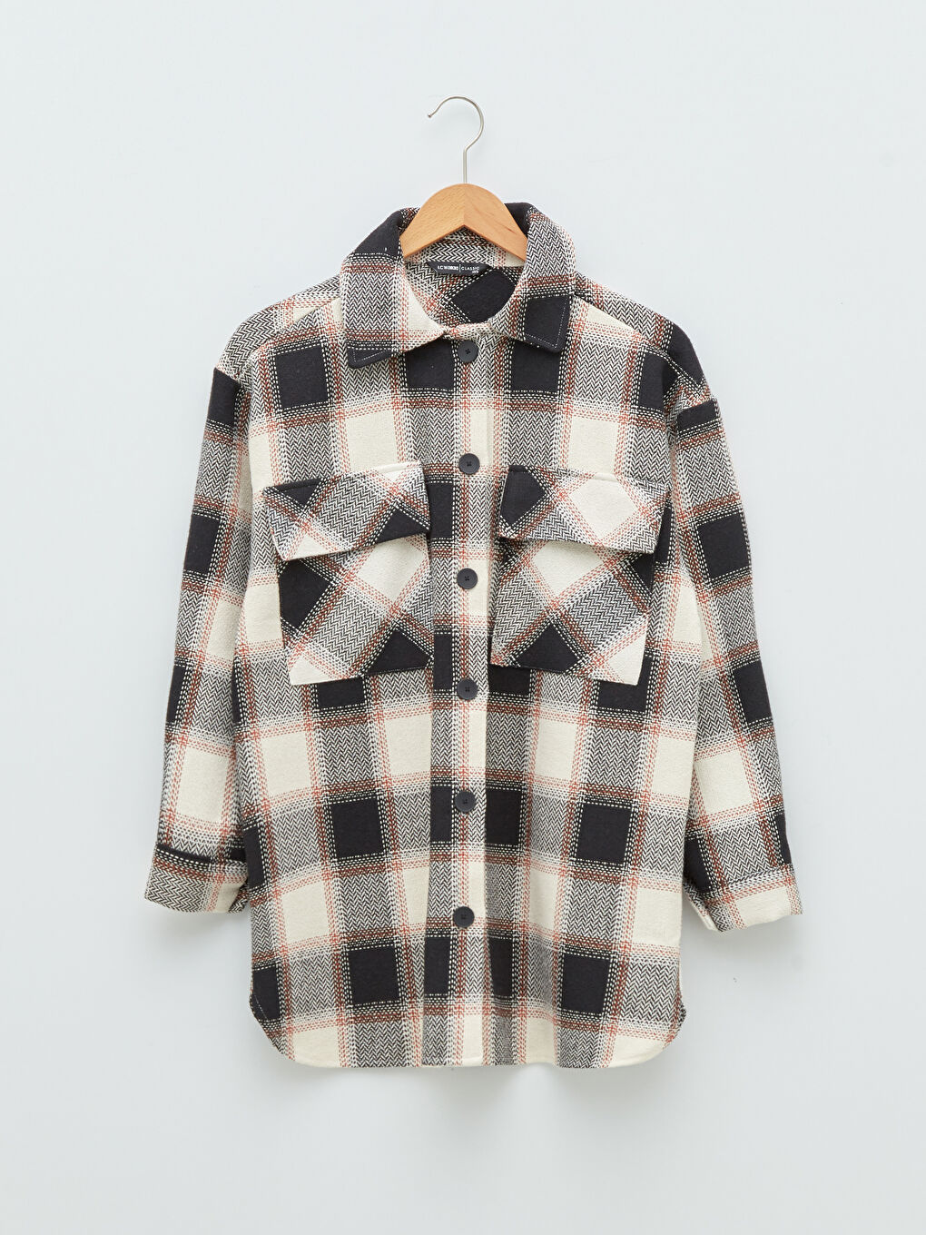 LCWAIKIKI Classic Buttoned Plaid Long Sleeve Women's Shirt Jacket -W1H491Z8-LKX
