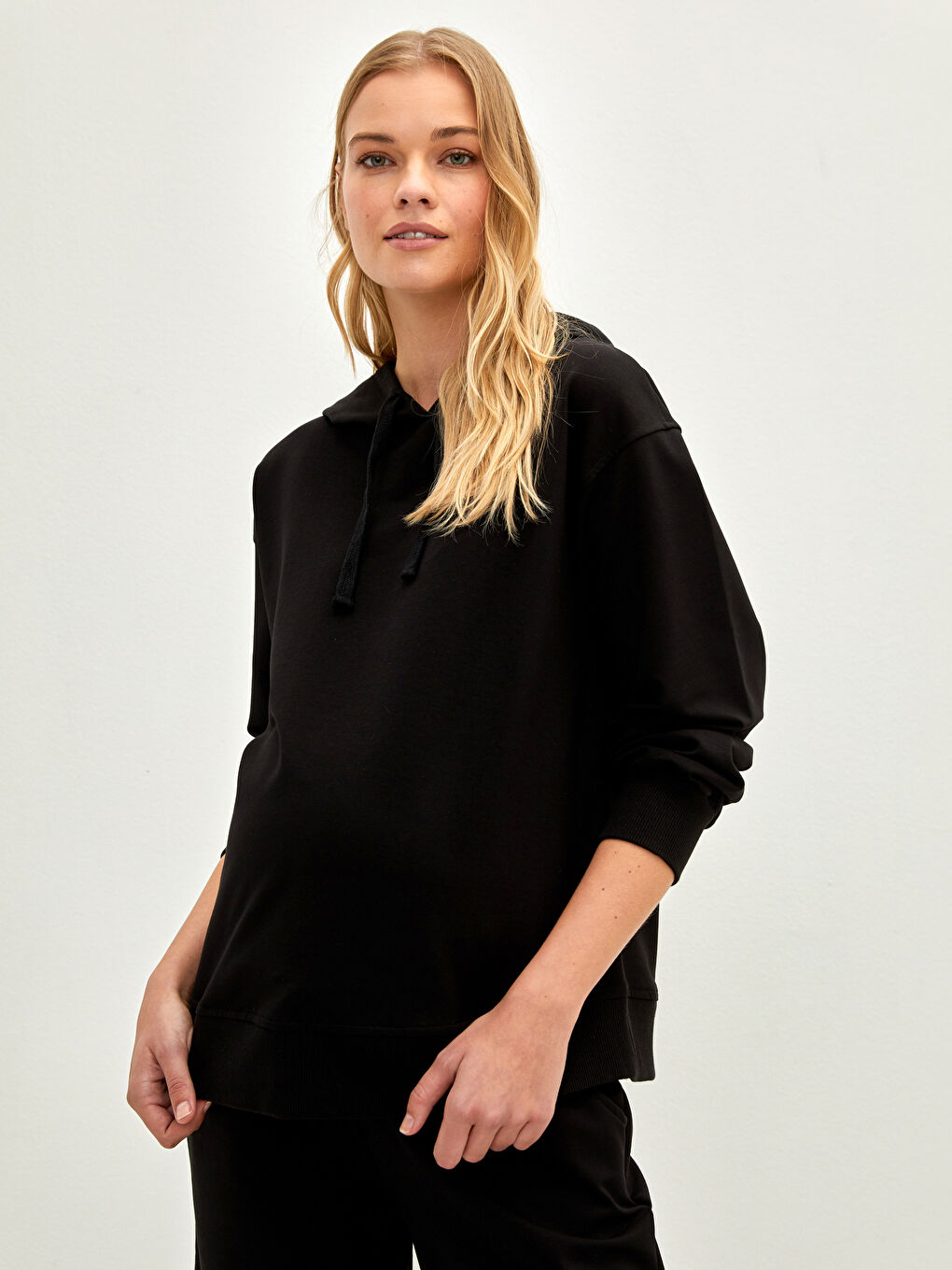 هودي سادة كم طويل حوامل