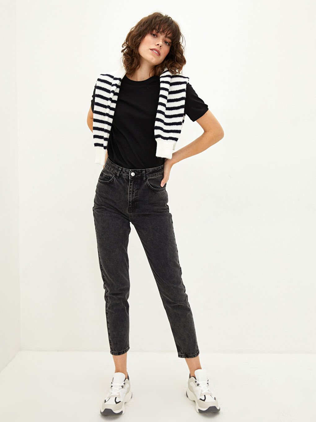 High Waist Mom Fit Pocket Detailed Women's Rodeo Denim Trousers-2