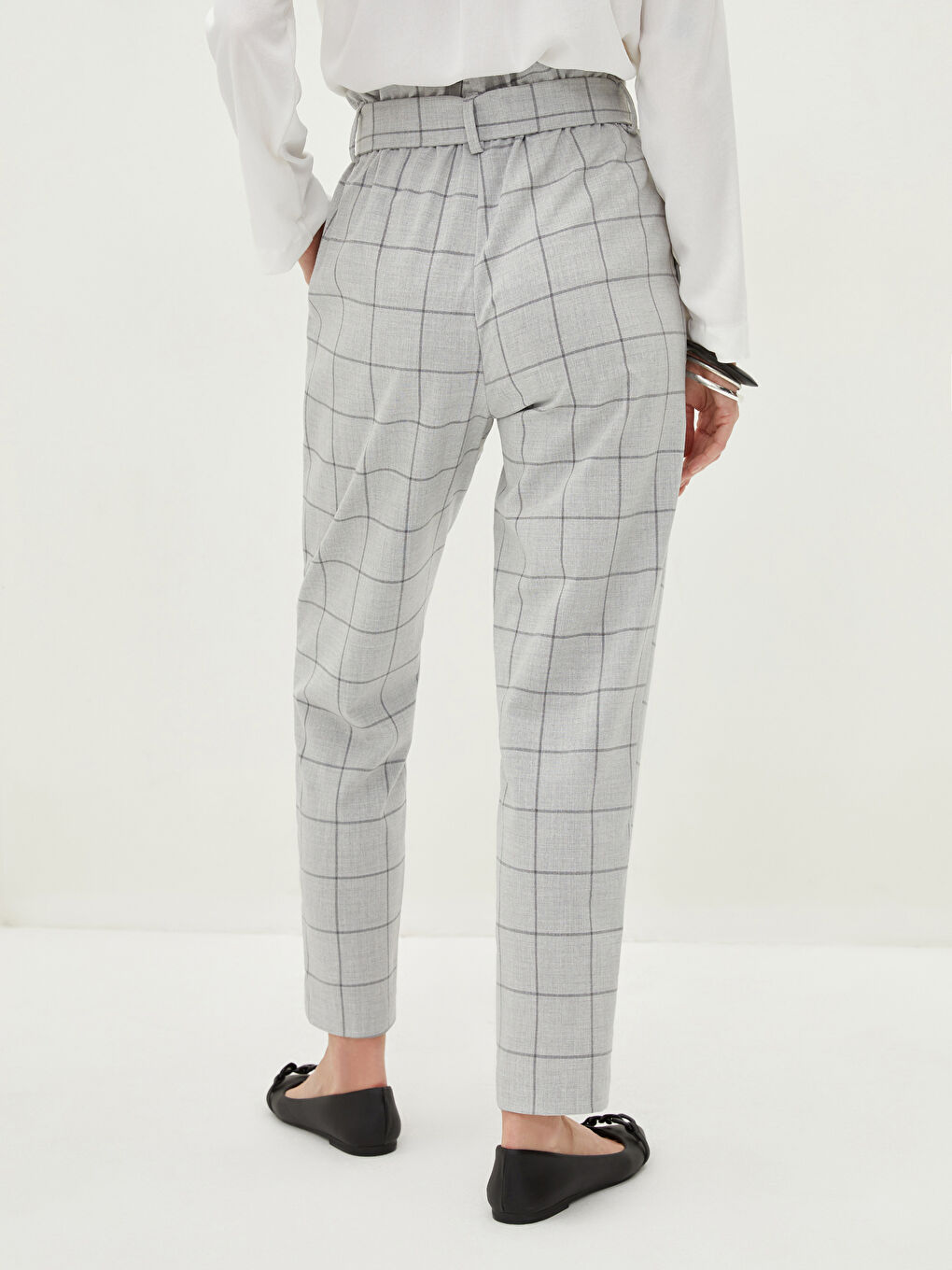 Брюки Женские Клетчатые С Широкой Посадкой На Эластичной Талии-4