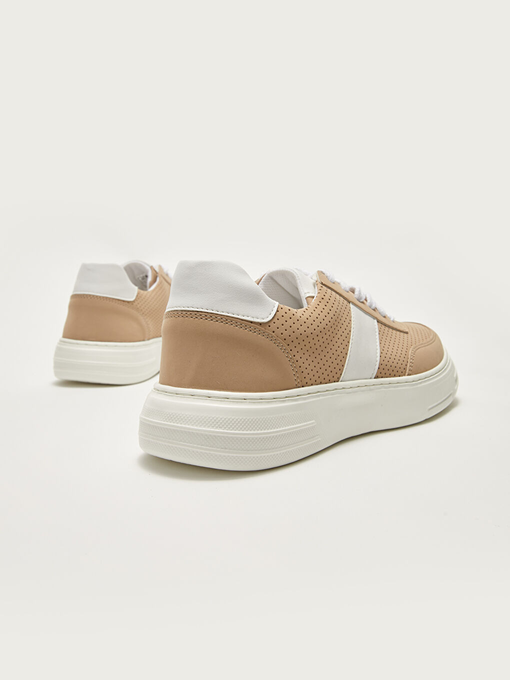 Бауы бар ерлерге арналған кроссовкалар-3