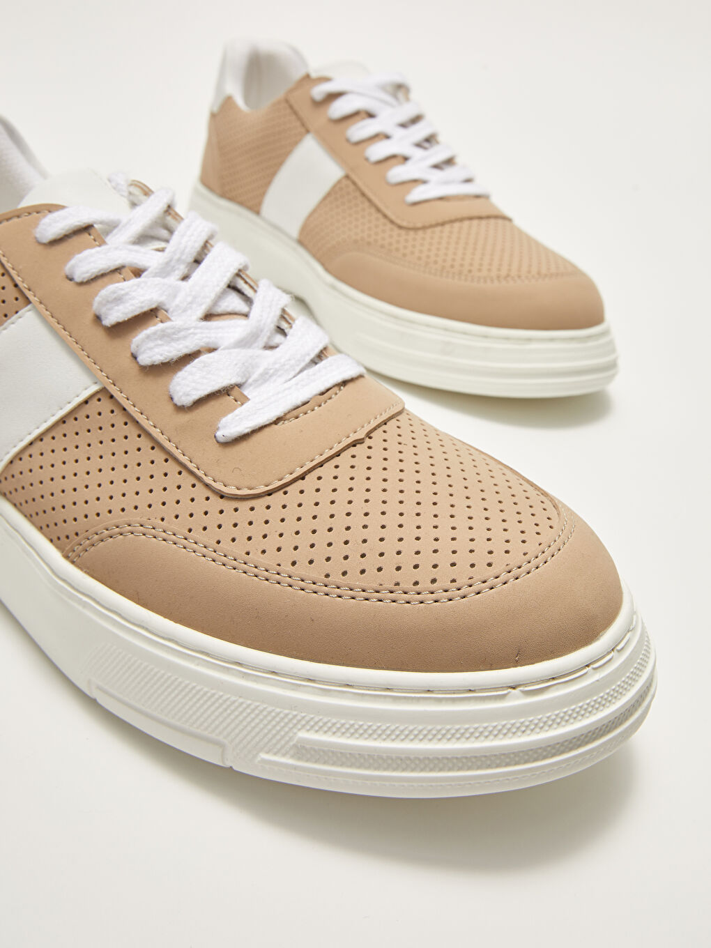 Бауы бар ерлерге арналған кроссовкалар-4