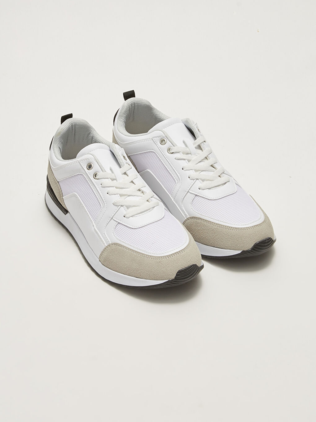 Beyaz File Detaylı Bağcıklı Erkek Spor Ayakkabı