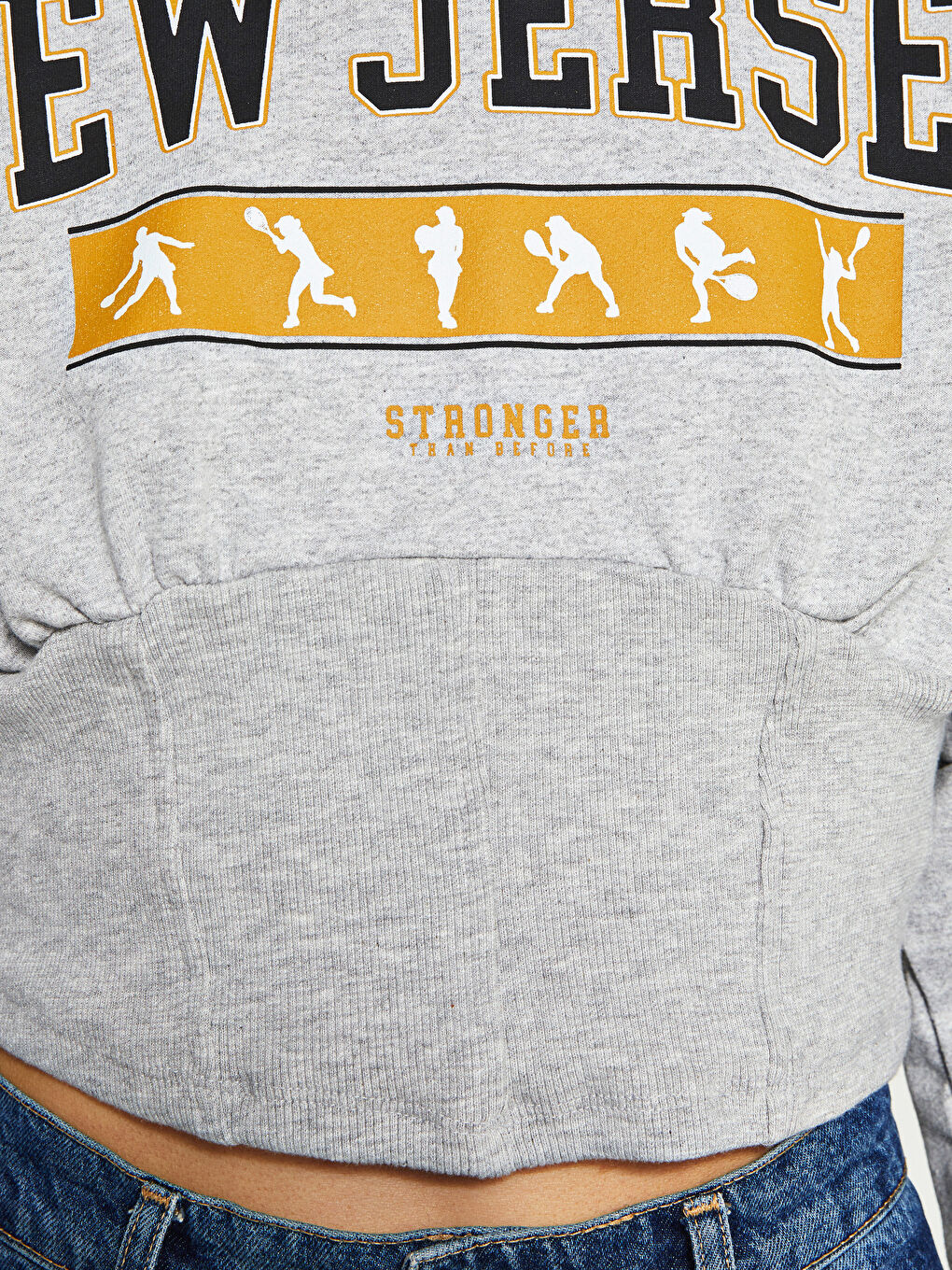 Gri Kapüşonlu Baskılı Uzun Kollu Korsaj Detaylı Kadın Sweatshirt-3