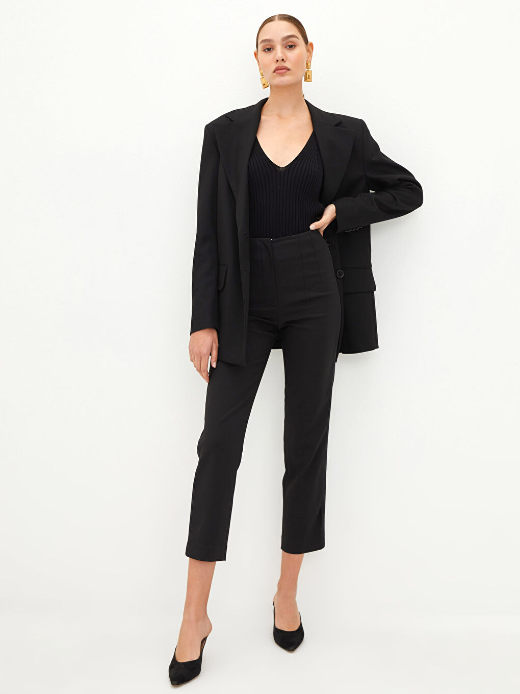 Siyah Yüksek Bel Standart Fit Bilek Boy Kadın Pantolon-2