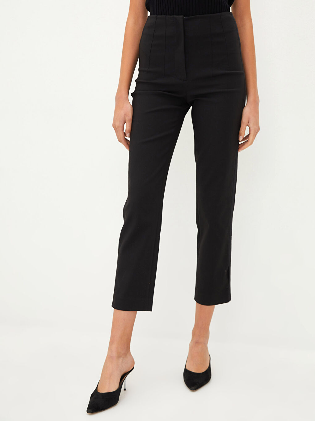 Siyah Yüksek Bel Standart Fit Bilek Boy Kadın Pantolon-3