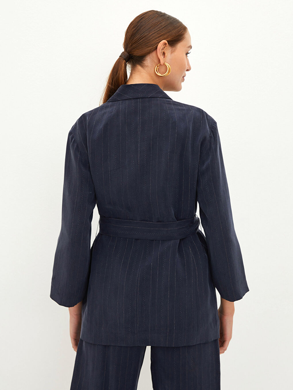Lacivert Ceket Yaka Çizgili Uzun Kollu Beli Kuşaklı Cep Detaylı Kadın Ceket-5