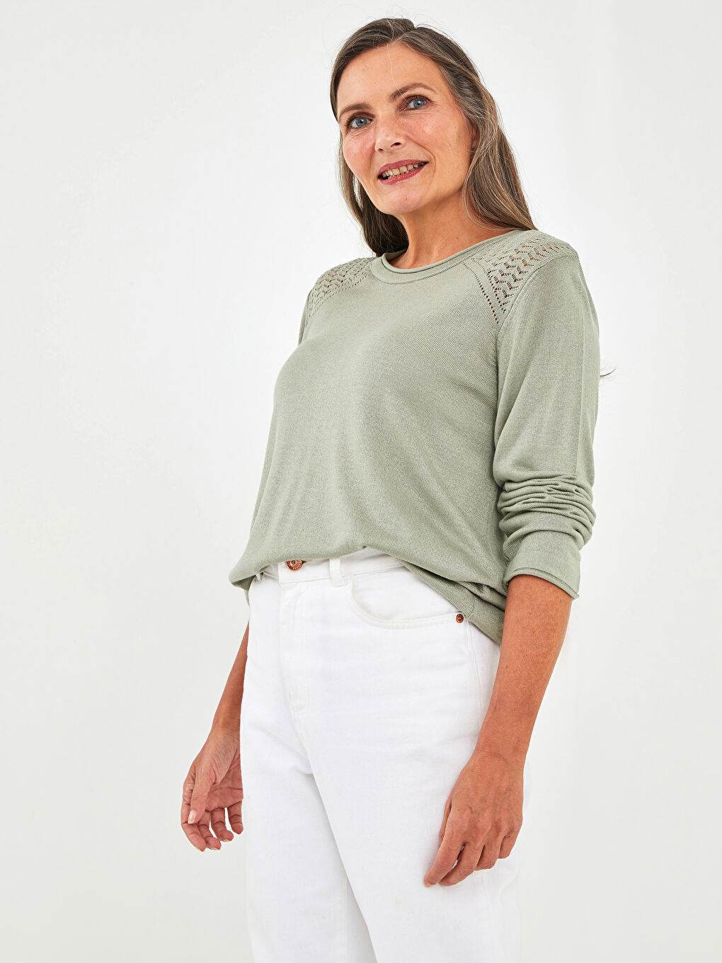 سترة تريكو ياقة دائرية مخرّمة كم طويل للسيدات-1