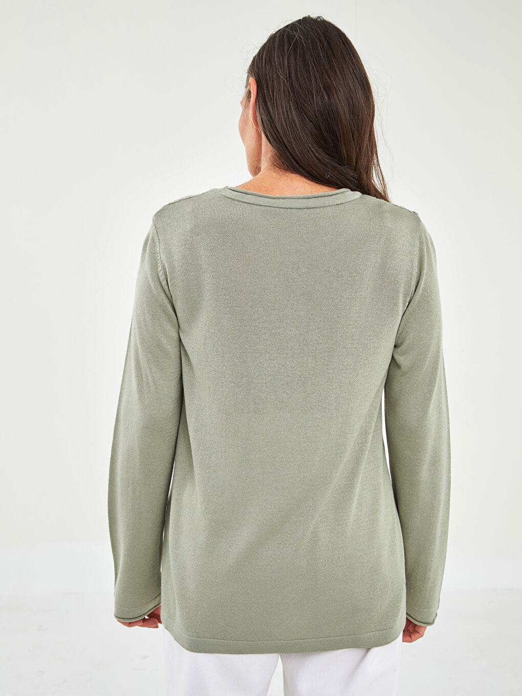 سترة تريكو ياقة دائرية مخرّمة كم طويل للسيدات-4