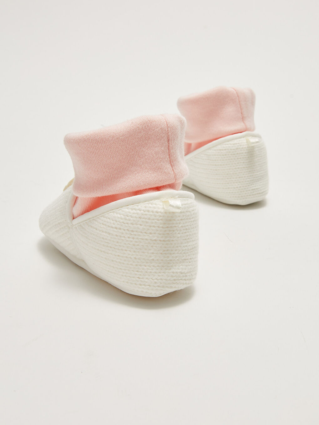 Ekru Nakışlı Çorap Detaylı Kız Bebek Yürüme Öncesi Ayakkabı-4