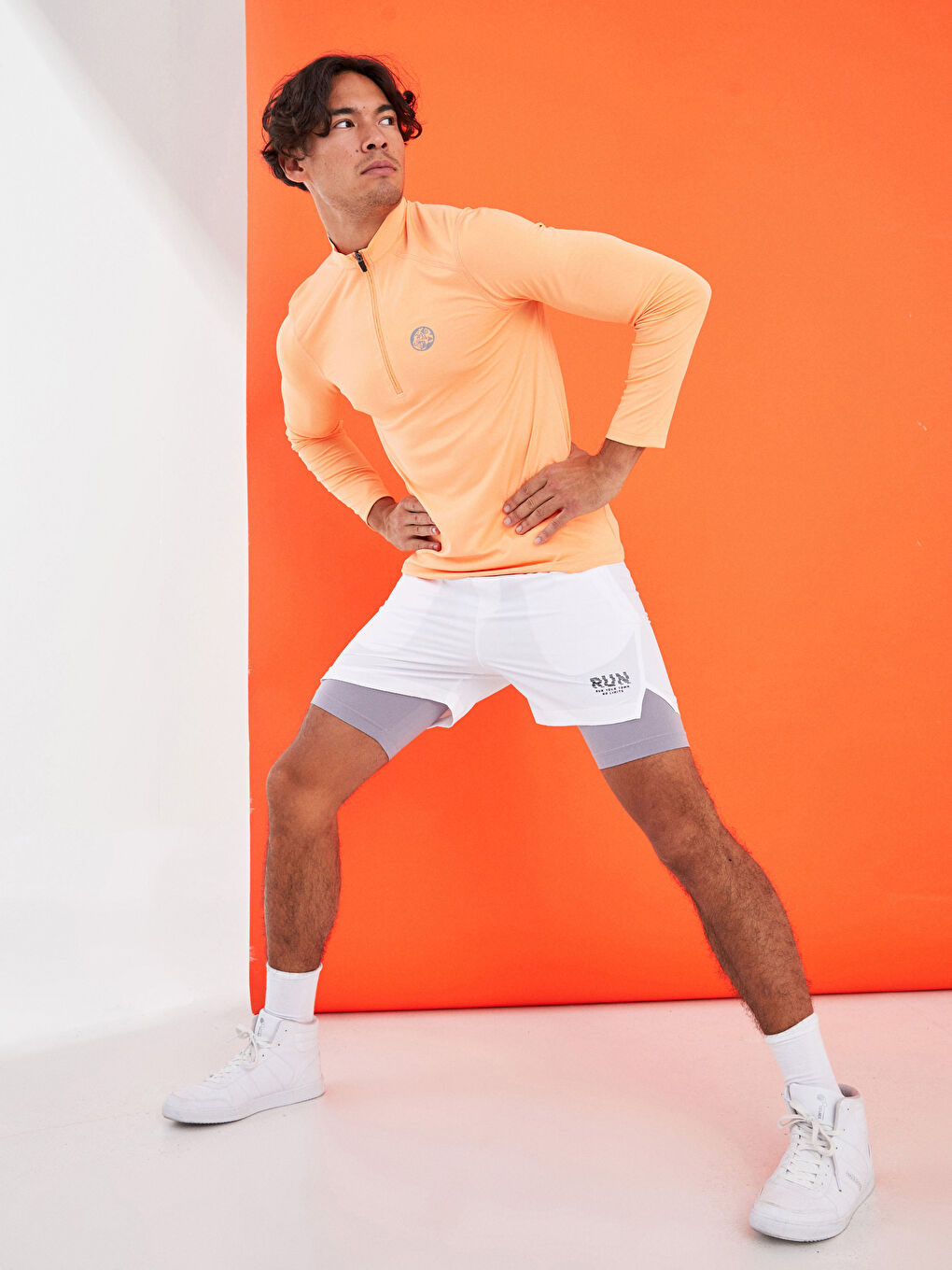 Mercan Dik Yaka Uzun Kollu Erkek Spor Tişört