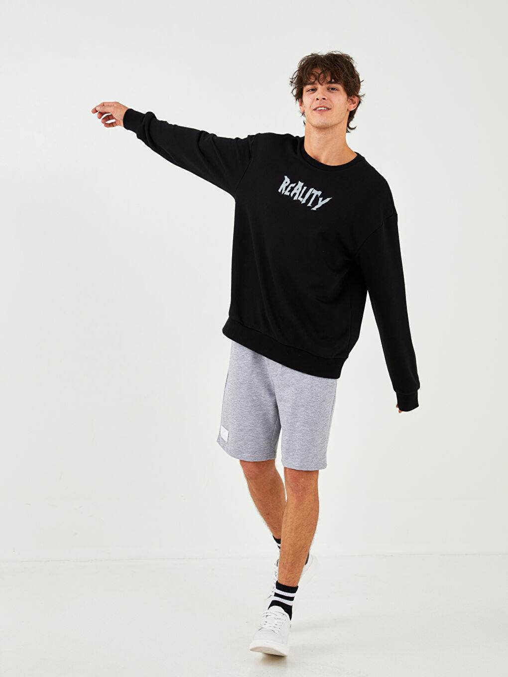 Oversize Crew Neck Long Sleeve Men's Sweatshirt-2