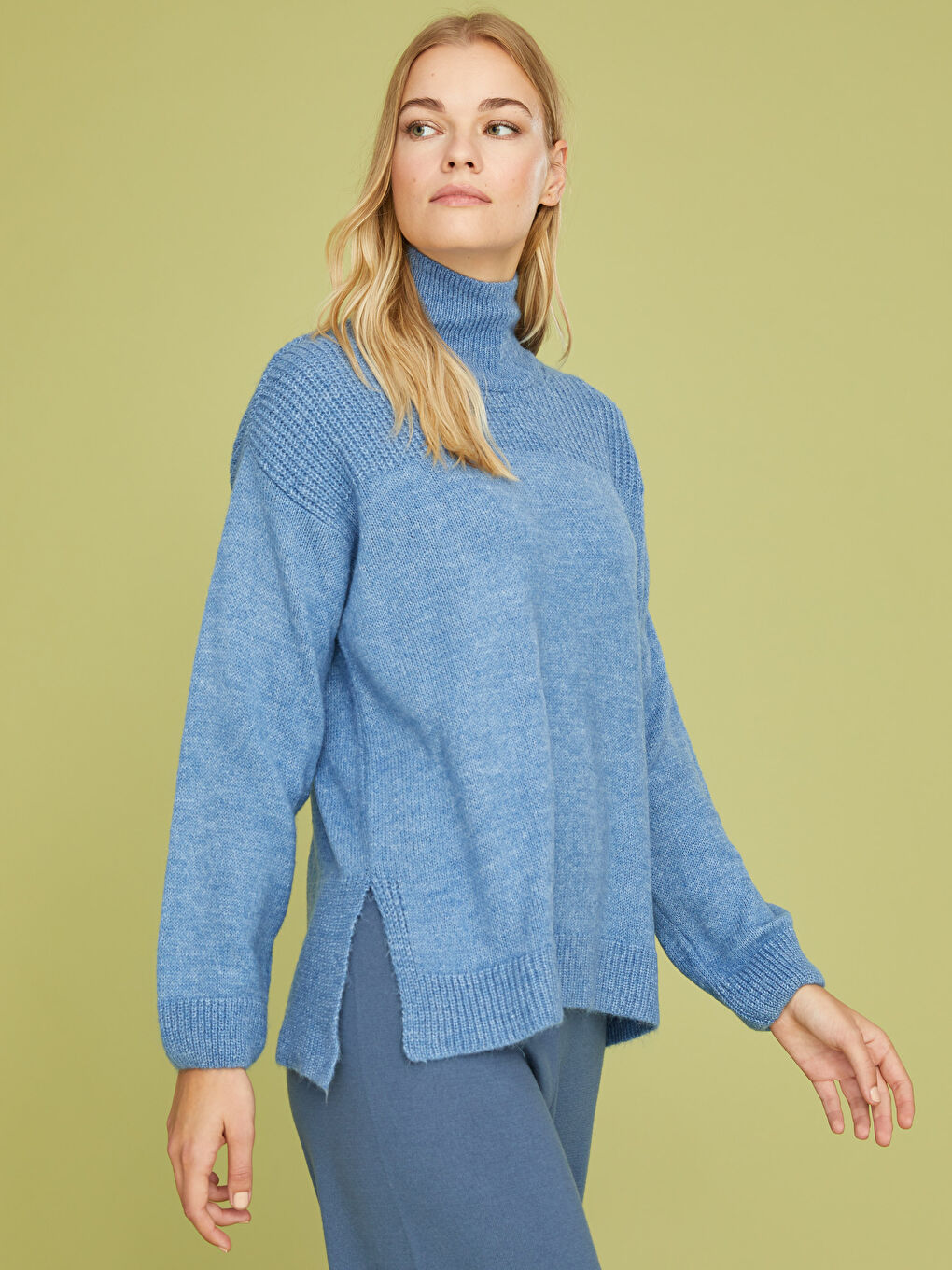LCWAIKIKI Basic Turtleneck Plain Long Sleeve Women's Knitwear Sweater -W1H957Z8-L9E