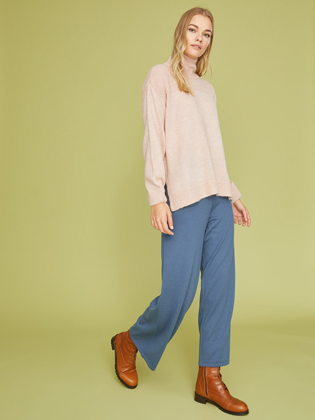 Pembe Balıkçı Yaka Düz Uzun Kollu Kadın Triko Kazak-2