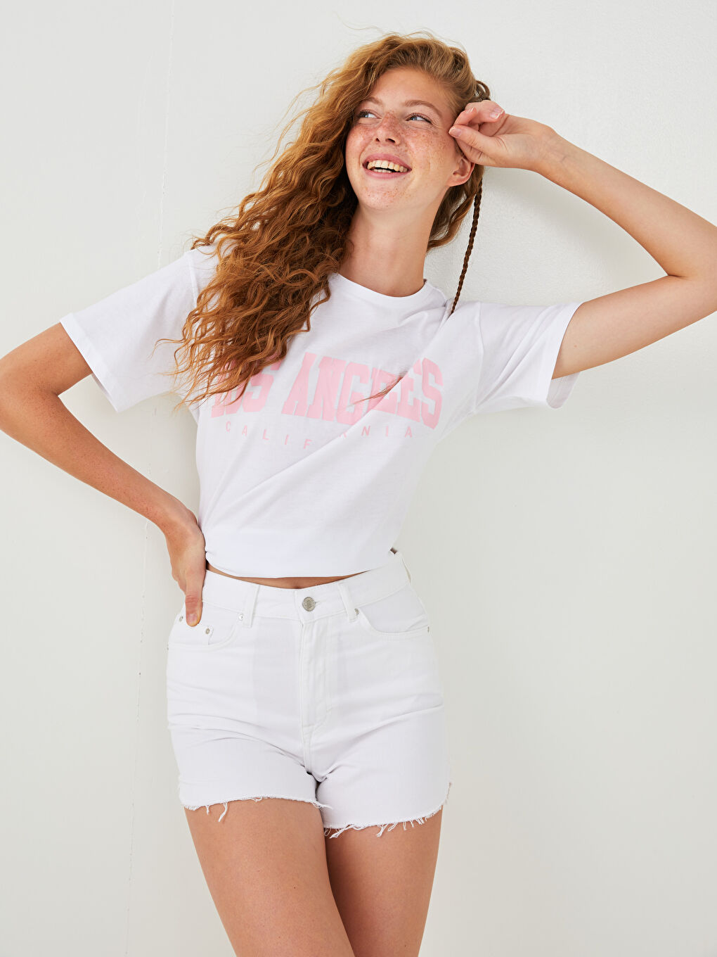 Short en jean à coupe standard avec détails de poche pour Femmes-1