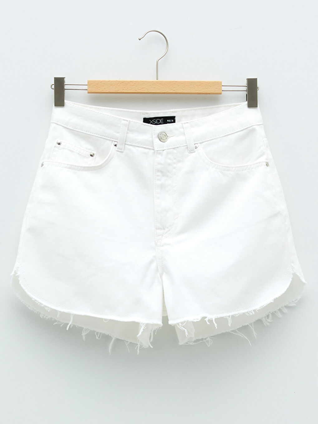 Short en jean à coupe standard avec détails de poche pour Femmes-5