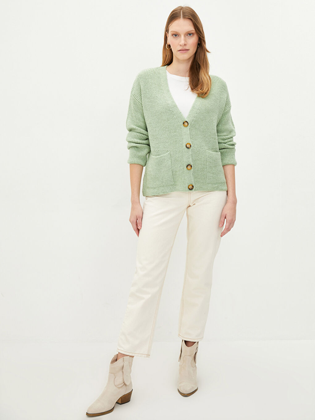 Yeşil V Yaka Düz Uzun Kollu Cep Detaylı Kadın Triko Hırka-1