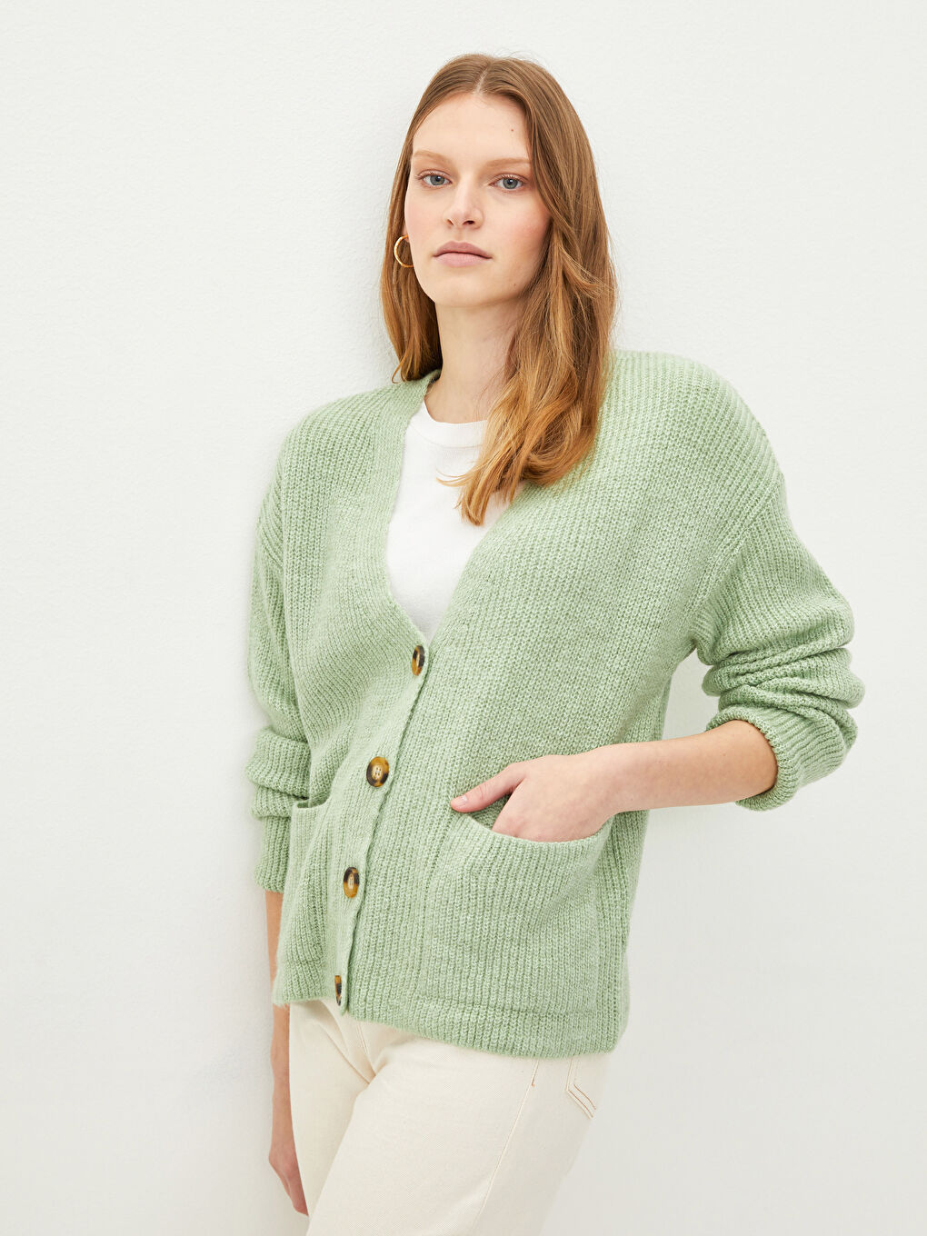 Yeşil V Yaka Düz Uzun Kollu Cep Detaylı Kadın Triko Hırka-2