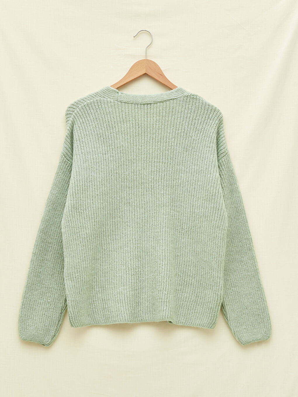 Yeşil V Yaka Düz Uzun Kollu Cep Detaylı Kadın Triko Hırka-12