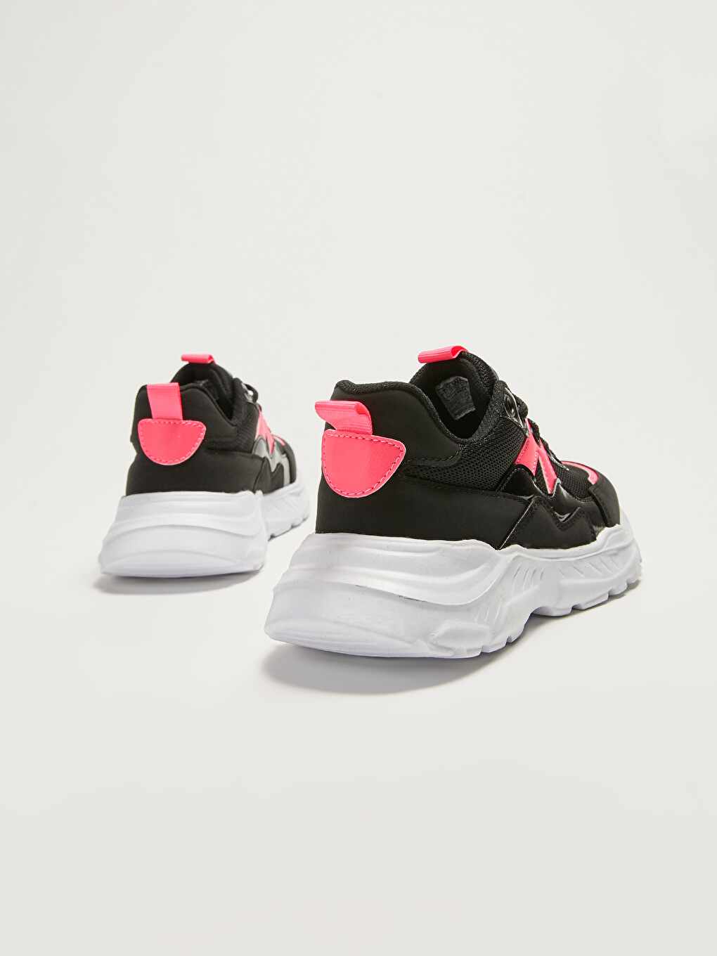 Detailed Thick Sole Girls' Active Sports Shoes-3