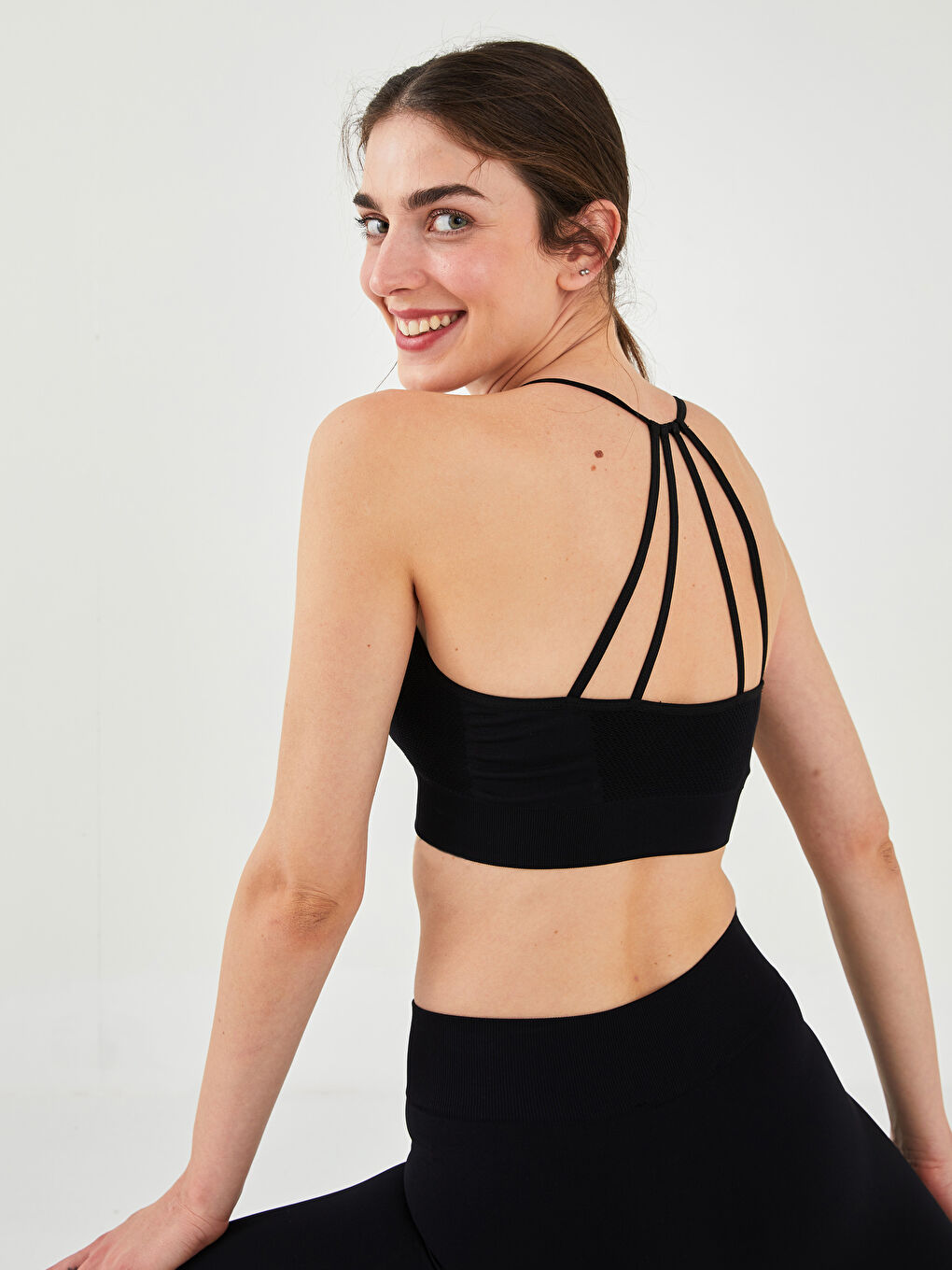 Bustieră Sport Activă Seamless Dreaptă cu Bretele pentru Femei