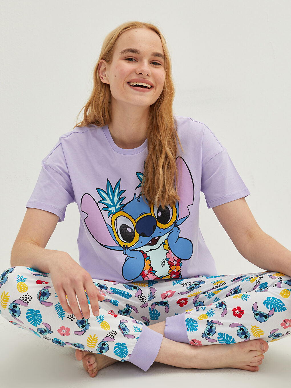 Ensemble de Pyjama en Coton à Manches Courtes Imprimé Lilo & Stitch pour Femmes Col Rond