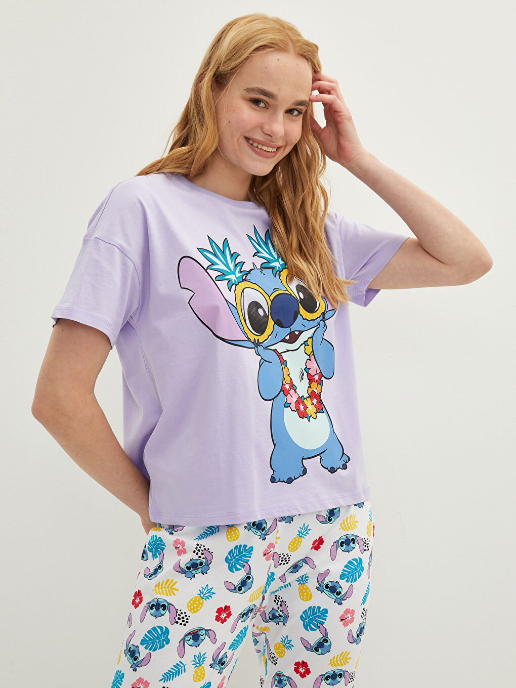 Ensemble de Pyjama en Coton à Manches Courtes Imprimé Lilo & Stitch pour Femmes Col Rond-1