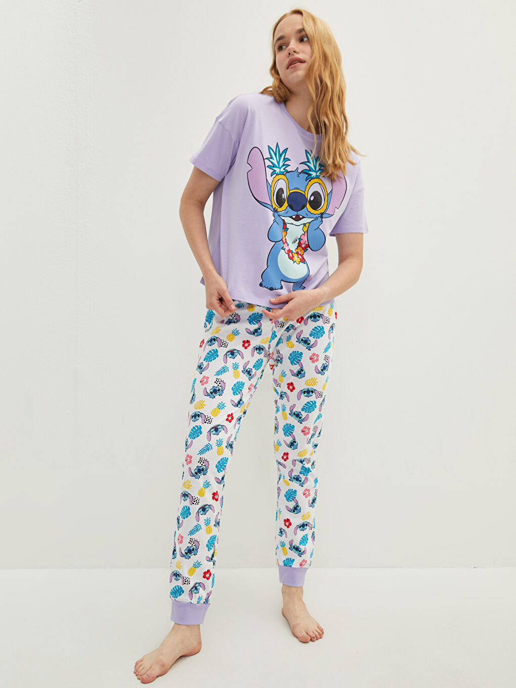 Ensemble de Pyjama en Coton à Manches Courtes Imprimé Lilo & Stitch pour Femmes Col Rond-2