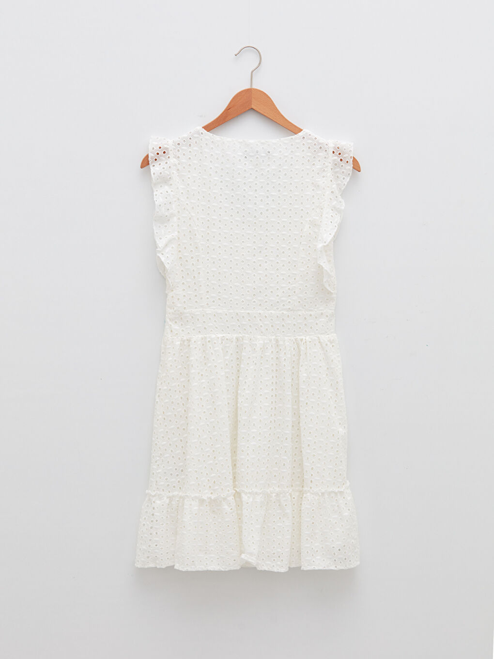 Beyaz V Yaka Dantel Detaylı Kolsuz Pamuklu Kadın Elbise-6