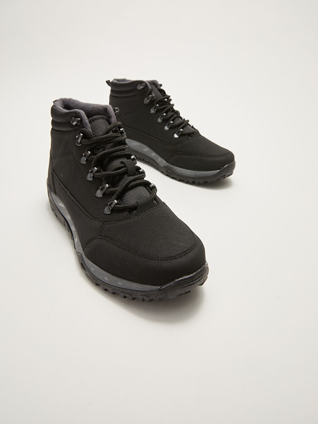 Lace-Up Men's Trekking Boot-2