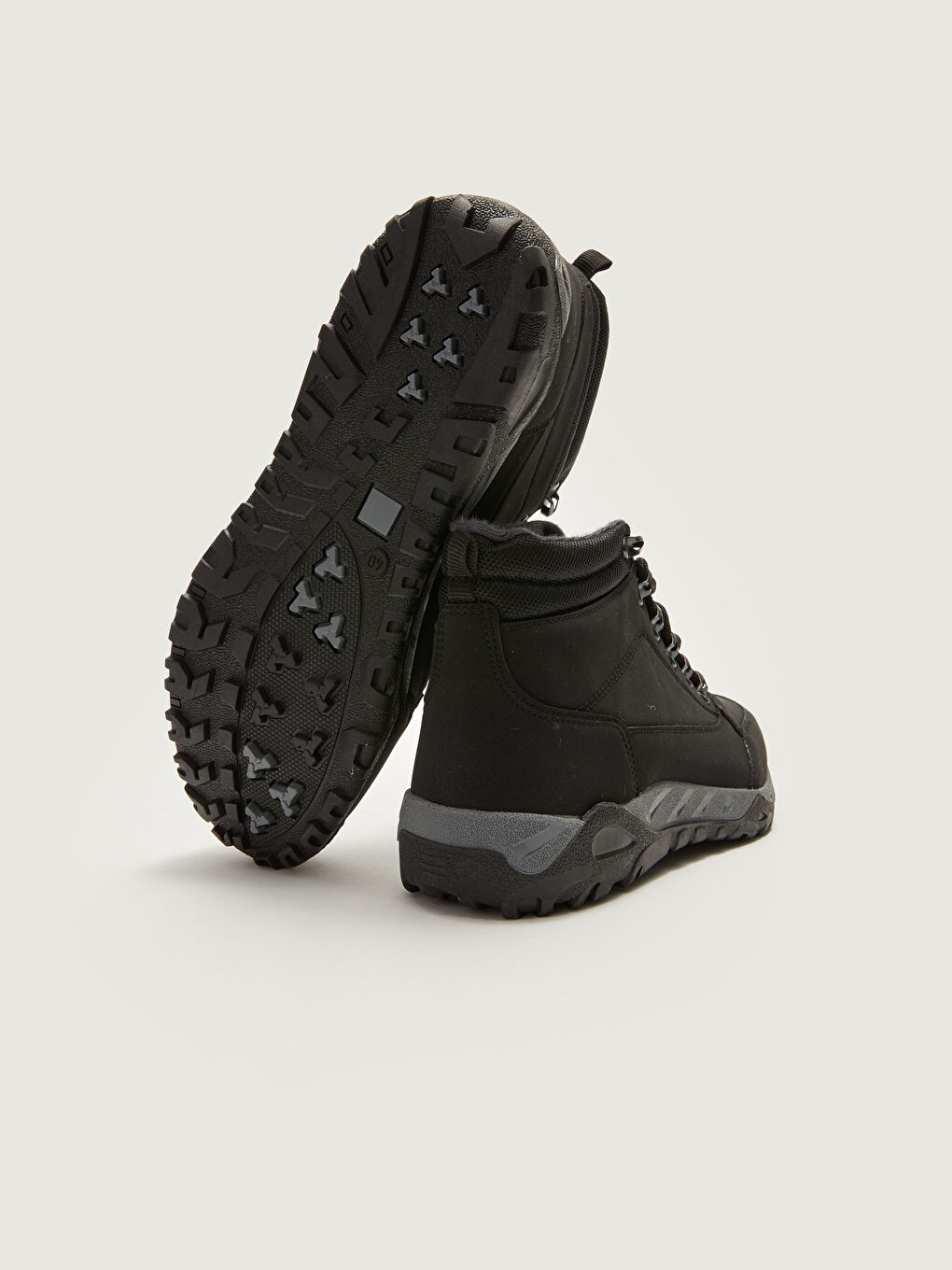 Lace-Up Men's Trekking Boot-3