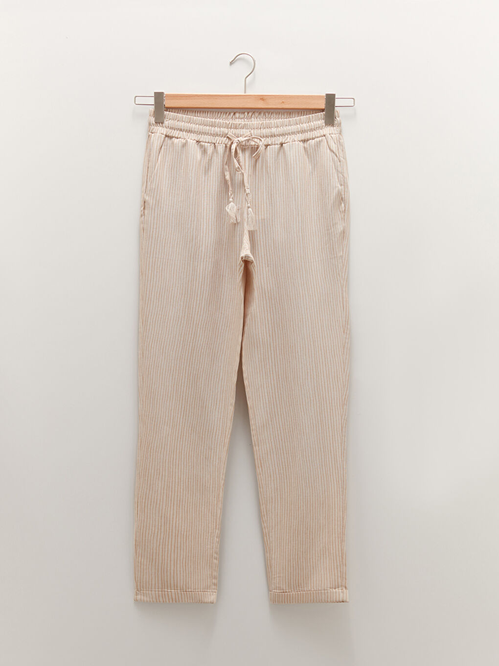 Bej Beli Lastikli Çizgili Bol Fit Cep Detaylı Kadın Pantolon-4