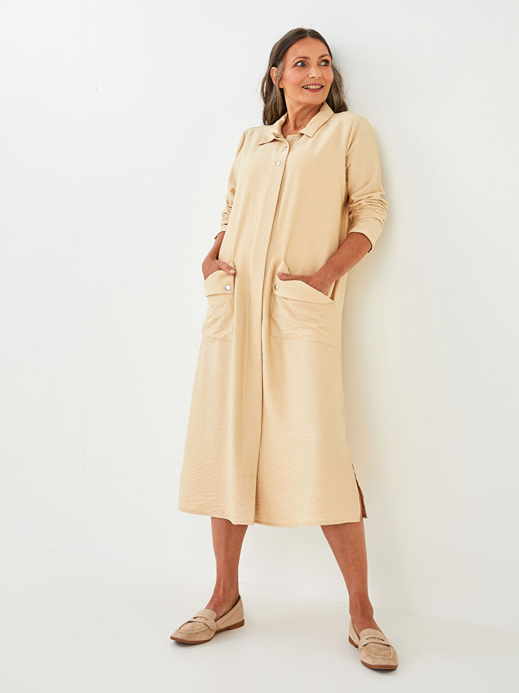 Bej Gömlek Yaka Düz Cep Detaylı Kadın Elbise