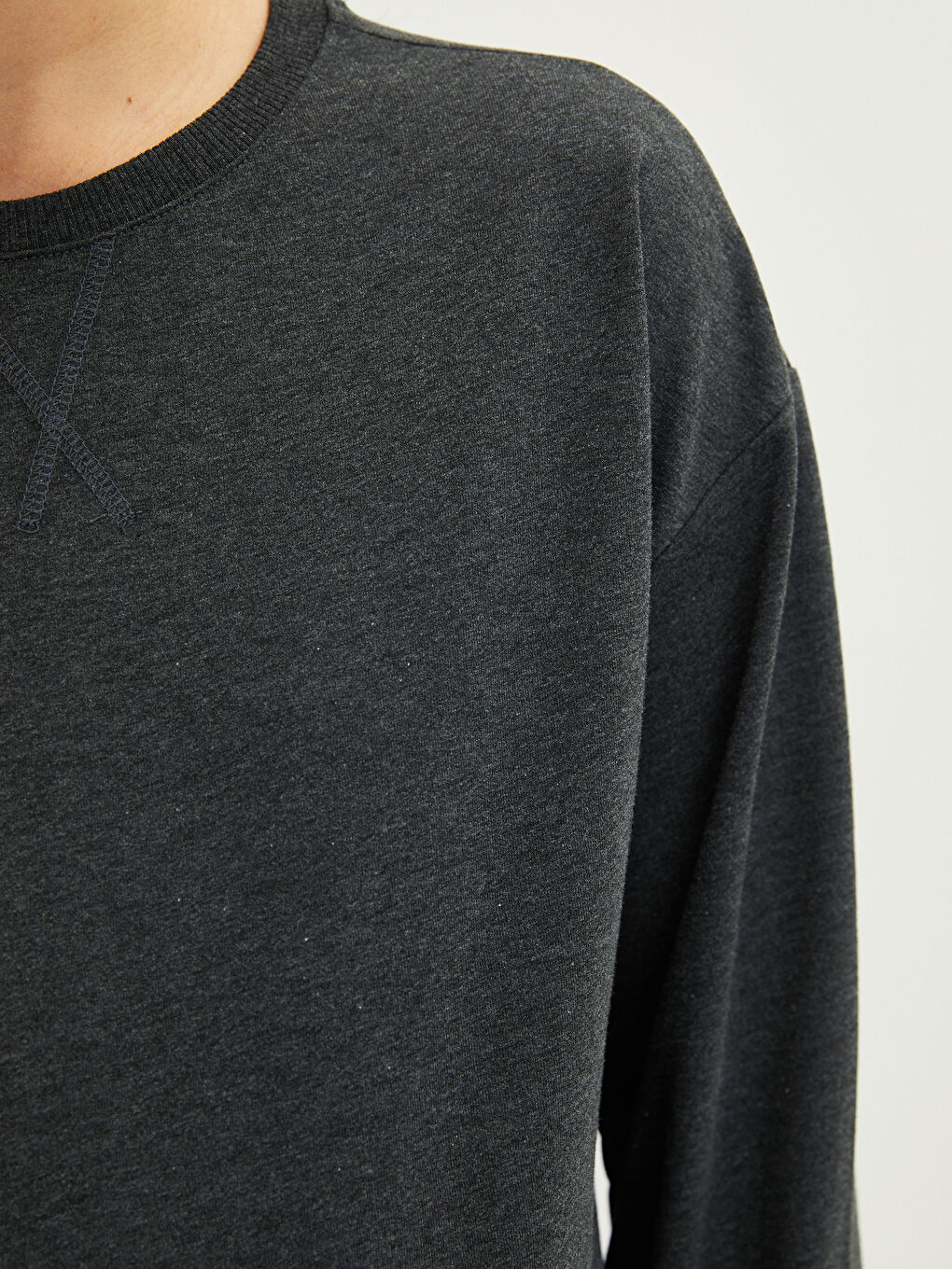 Толстовка для вагітних з круглим вирізом горловини, проста-3