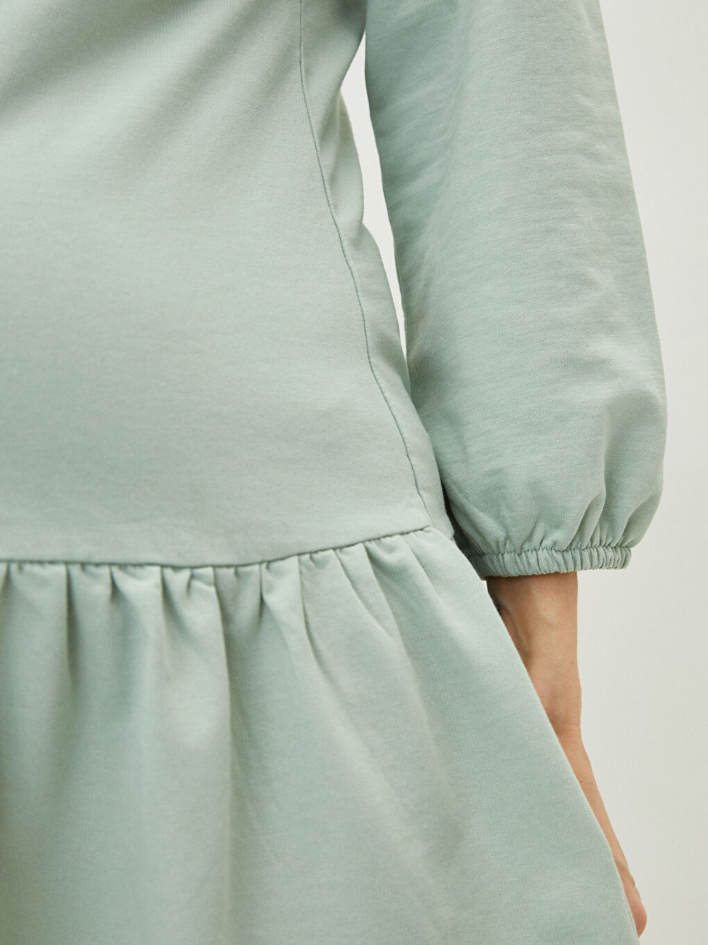 Crew Neck Straight Long Sleeve A-Line Maternity Dress-2