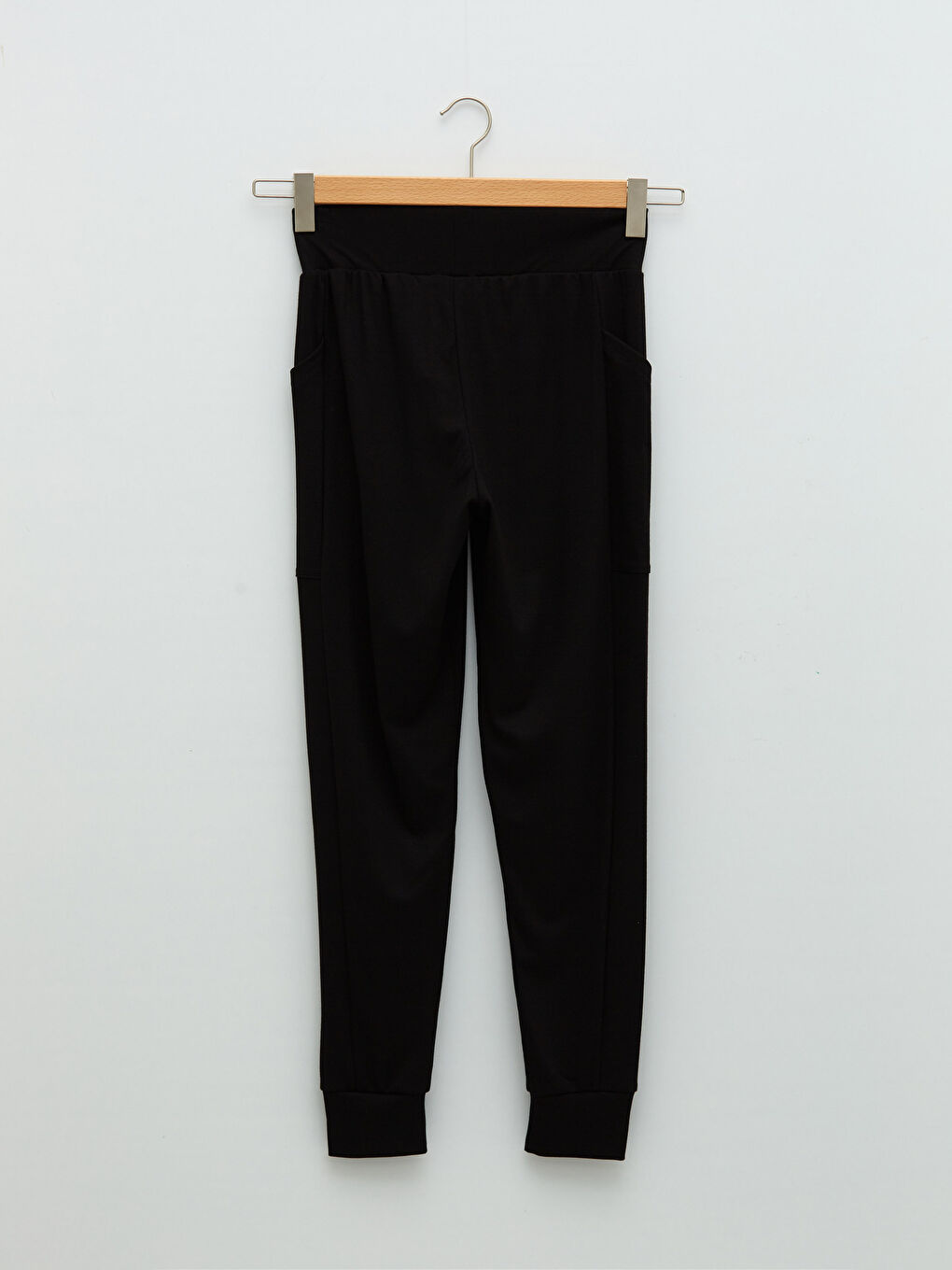 Siyah Beli Lastikli Düz Cep Detaylı Kadın Eşofman Altı-10