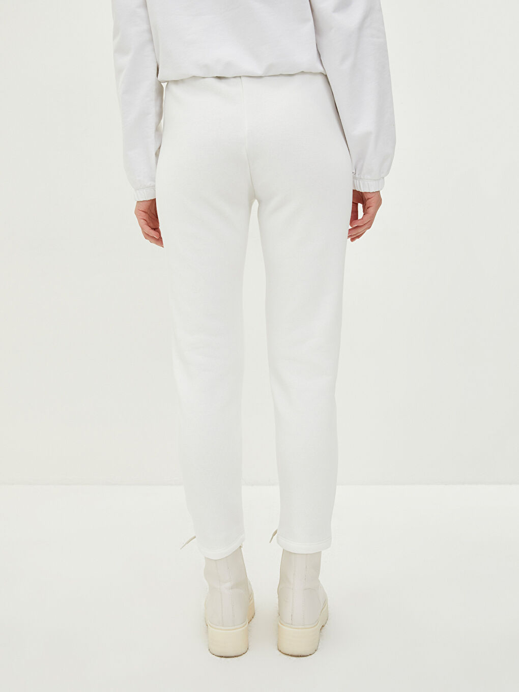 Ekru Beli Lastikli Düz Cep Detaylı Kadın Kalın Eşofman Altı-4