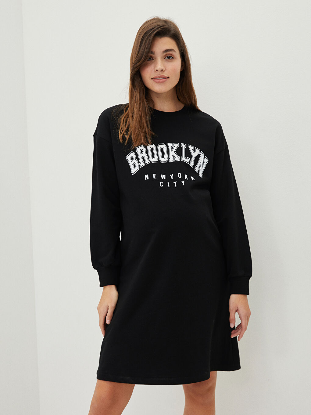 Siyah Bisiklet Yaka Baskılı Uzun Kollu Hamile Elbise