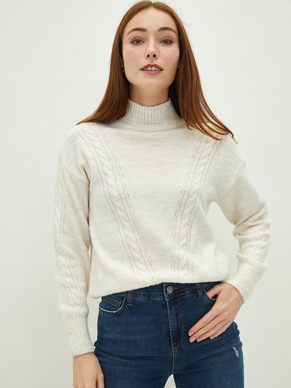 Ekru Balıkçı Yaka Kendinden Desenli Uzun Kollu Kadın Triko Kazak-1