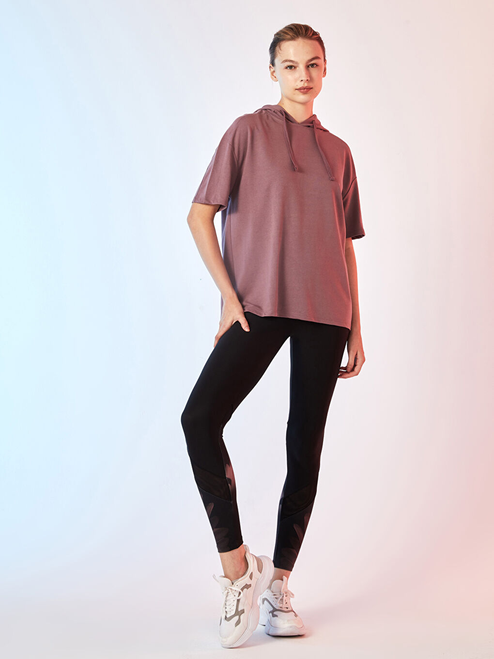 Спортна тениска с качулка, редовна кройка, къс ръкав за жени-3